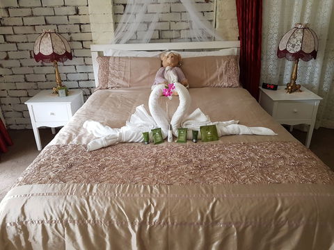 Amore Casa Tenterfield - Accommodation Guide 4