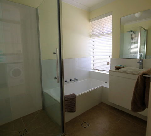 Mindarie Villa - Accommodation Asia 3