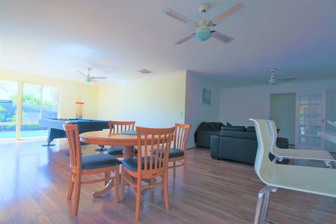 Mindarie Villa - Accommodation Asia 4