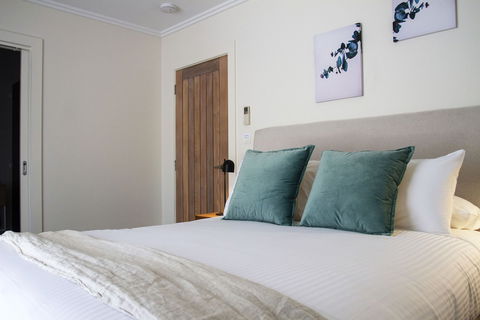 Balgownie Estate Winery Retreat & Restaurant - Accommodation Asia 5