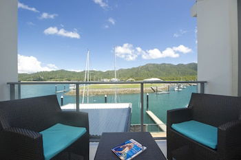 Blue On Blue Studio Room 1242 - Accommodation Guide 0