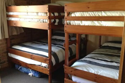 Lawlers 32 - Accommodation Asia 4