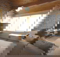 Lawlers 34 - Accommodation Asia