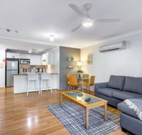 Shoal Bay Beach Apartments 6/2 Shoal Bay Road