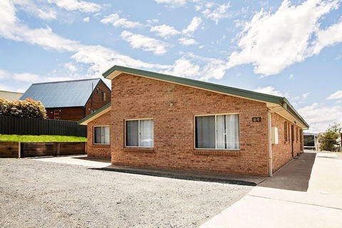Mountain Lodge - Accommodation Asia 1