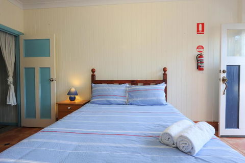 Samford Lakes - Accommodation Asia 6