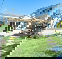 Bamboo Bay at Fingal Bay - Accommodation Asia