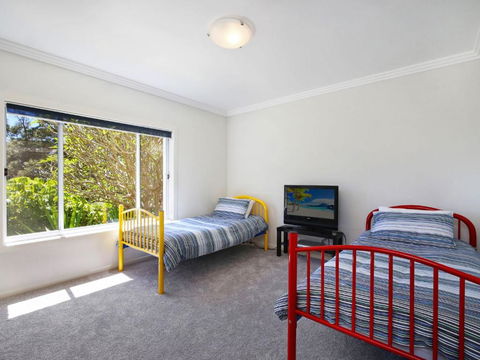 Ocean Breeze 41 Kurrawyba Avenue Terrigal - Accommodation Guide 1