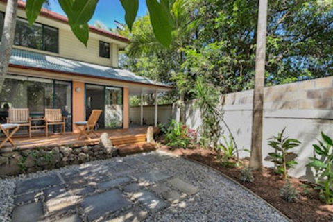 A PERFECT STAY - Mahogany Lodge - Accommodation Guide 0