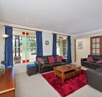 The Bay House 48 Government Road - Accommodation Asia