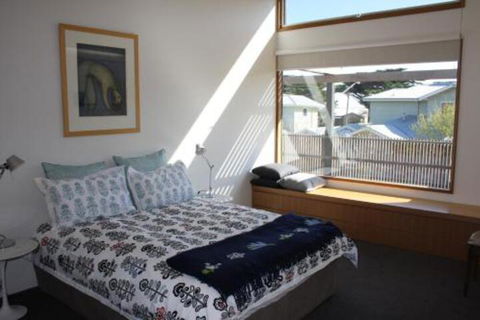 Swan Sea - Accommodation Asia 7