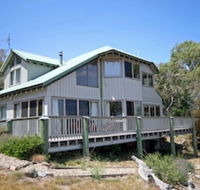 Snowgums on the Lake - Accommodation Asia