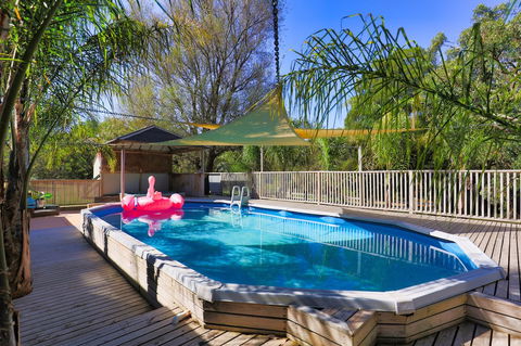 Elk Estate - Accommodation Asia 4