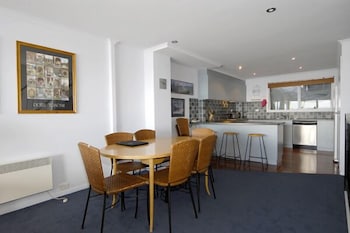 Razorback 6 - Accommodation Guide 1