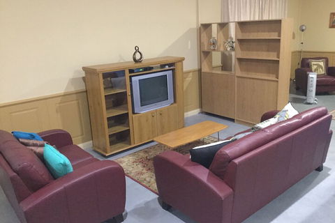 Painted Lady Bed & Breakfast - Accommodation Asia 4