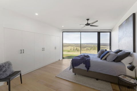 Sky High - Accommodation Asia 4