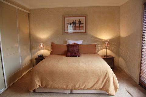Portoria - Accommodation Asia 4