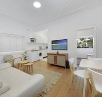 Beautiful 2Bdrm Beachside Getaway - Accommodation Guide