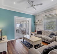 Tomaree Road 14 Oscars Pet Friendly Beach House - Accommodation Asia