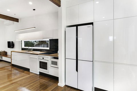 The Beach House 13 Market Street - Accommodation Asia 6