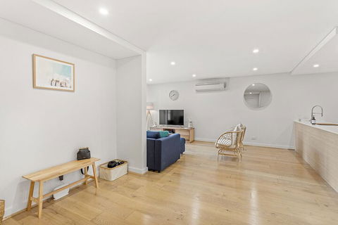 The Shoal Apartments 108 / 4 8 Bullecourt Street - Accommodation Asia 3