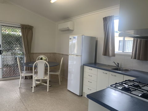 Beachfront Hallidays Point - Accommodation Guide 5