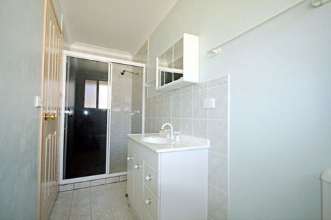 Casa Del Sol Near Centre Of Jindabyne - Accommodation Asia 1