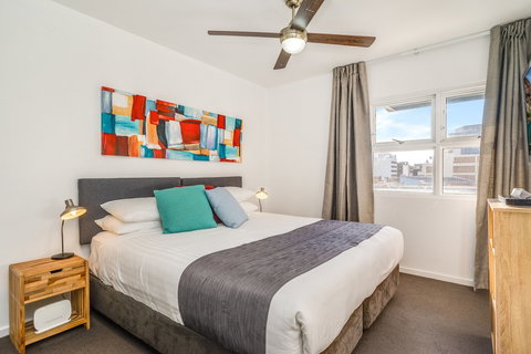 Beau Monde Apartments Newcastle - Worth Place Apartment - Accommodation Guide 5