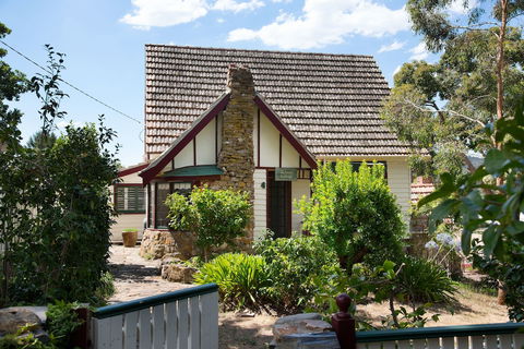 Zelman Cottage - Accommodation Asia 2