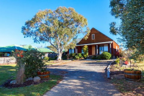 Aarlaur 2 Loft Style Apartment In Jindabyne - Accommodation Asia 0