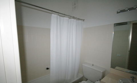 Kooringa 9 Great Lake Jindabyne Views - Accommodation Asia 6