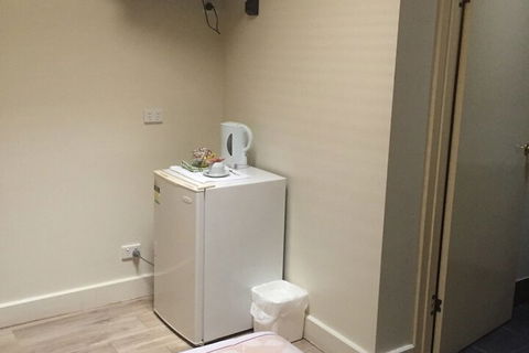Aussie Hotel - Accommodation Asia 2