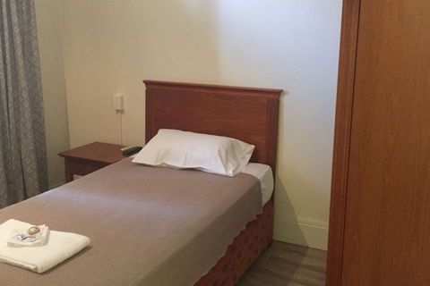 Aussie Hotel - Accommodation Asia 3