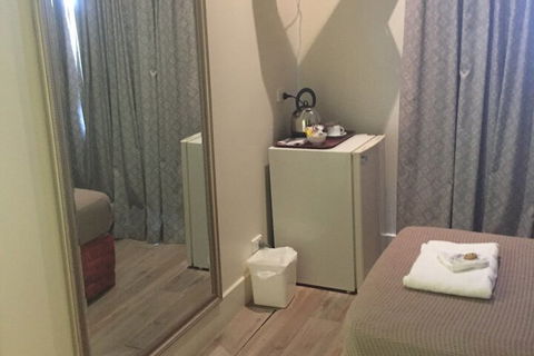 Aussie Hotel - Accommodation Asia 5