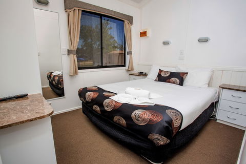 BIG4 NRMA Yarrawonga Mulwala Holiday Park - Accommodation Guide 2