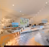 Broughton By The Beach - Accommodation Guide