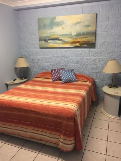 Westside Tavern And Motel - Accommodation Asia 0