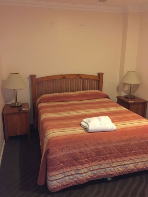 Westside Tavern And Motel - Accommodation Asia 2
