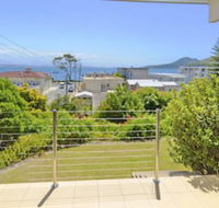 The Crest Unit 1 Shoal Bay - Accommodation Asia