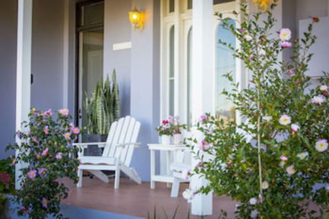 Camellia Cottage - Accommodation Asia 0