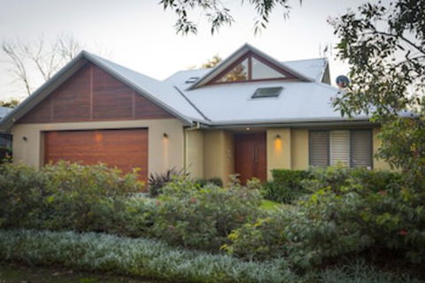 The Arthouse - Accommodation Guide 0