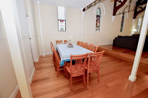 The Church At Woodford - Accommodation Guide 3