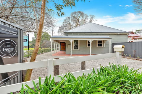 Grandview Accommodation - The Flaxley Apartments - Accommodation Guide 5