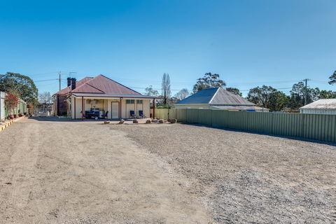 Marulan Stayz - Accommodation Guide 0