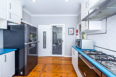 Pet Friendly 5 Victor Parade - Accommodation Guide 4