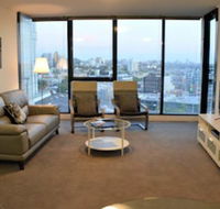 Royal Stays Apartments - Whiteman St