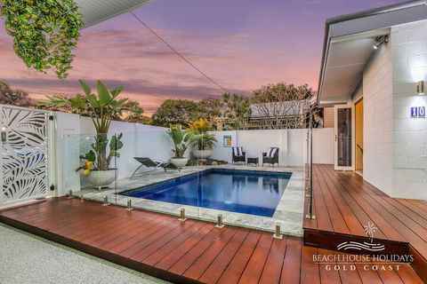 Miami Beachside Beach House - Accommodation Asia 5