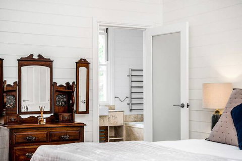 A PERFECT STAY - Rutherford House - Accommodation Guide 6