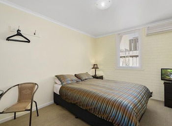 Spotswood VIC Accommodation Asia
