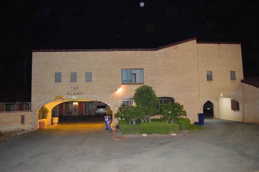 Murrawombie NSW Accommodation Asia